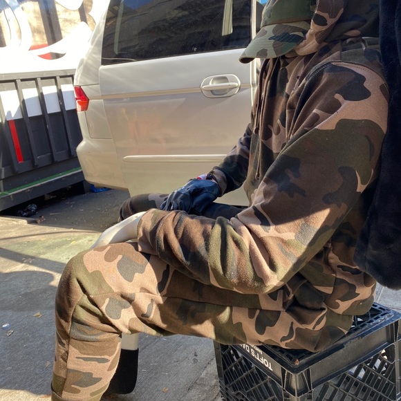 Camo Set (Hoodie and Pants) - Picture 2 of 5